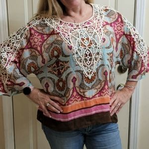 Fun beautiful Chicos blouse Size 2